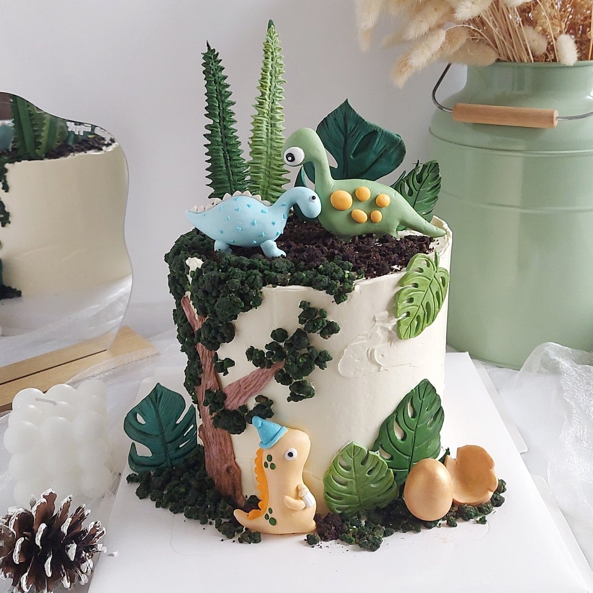 Dinosaur Cake Design