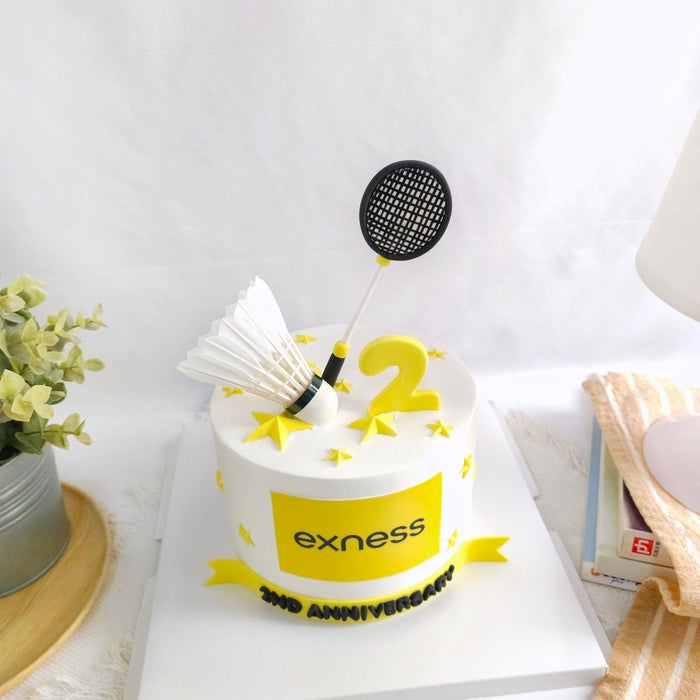 Badminton Cake 6 Inch - YippiiGift