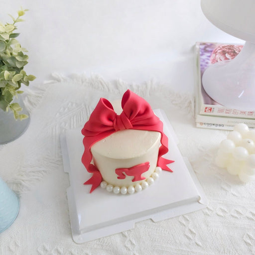 Barbie Cake D4" H3.5" (Fondant) - YippiiGift