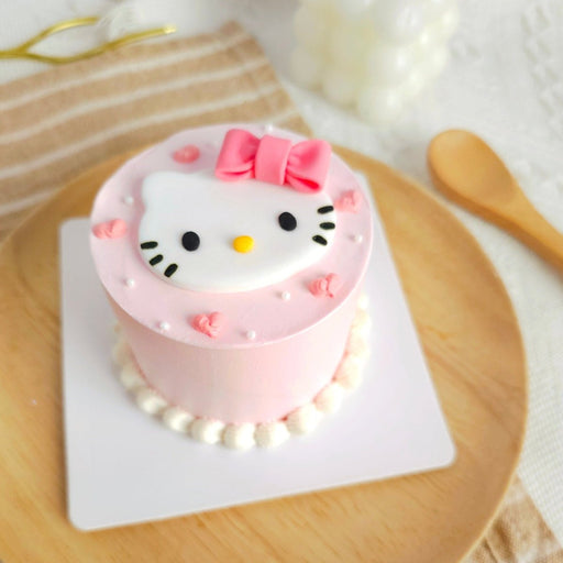Hello Kitty Cake 2D Fondant 3 Inch - YippiiGift
