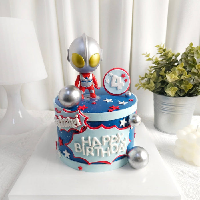 Ultraman Blue D6" H4.5" Cake (Fondant) - YippiiGift