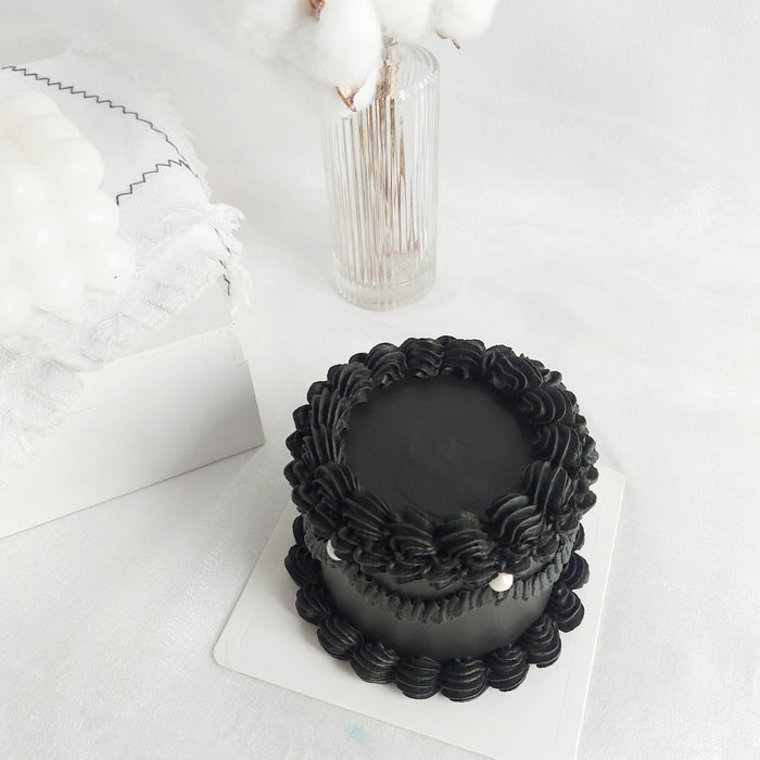 Black Vintage Cake 3 Inch - YippiiGift