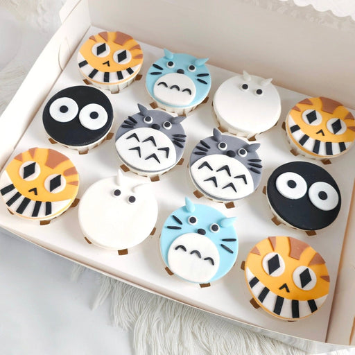 Cupcake-Totoro 12 Pcs (Fondant) - YippiiGift