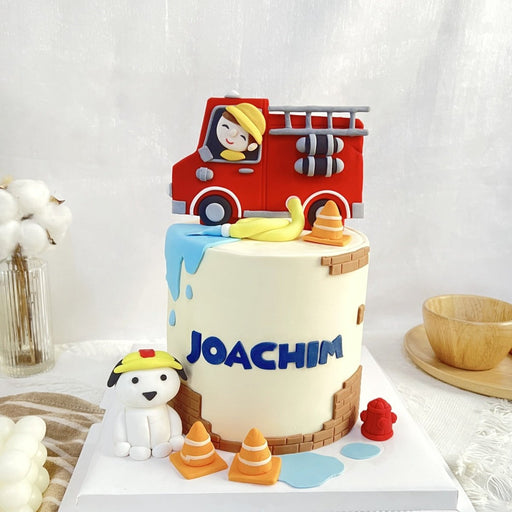 Firetruck Cake D6" H5" (Full Fondant) - YippiiGift