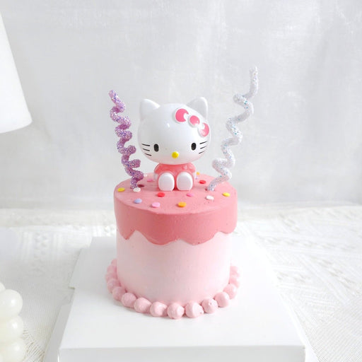 Hello Kitty Cake D4" H3.5" (with Toy) - YippiiGift