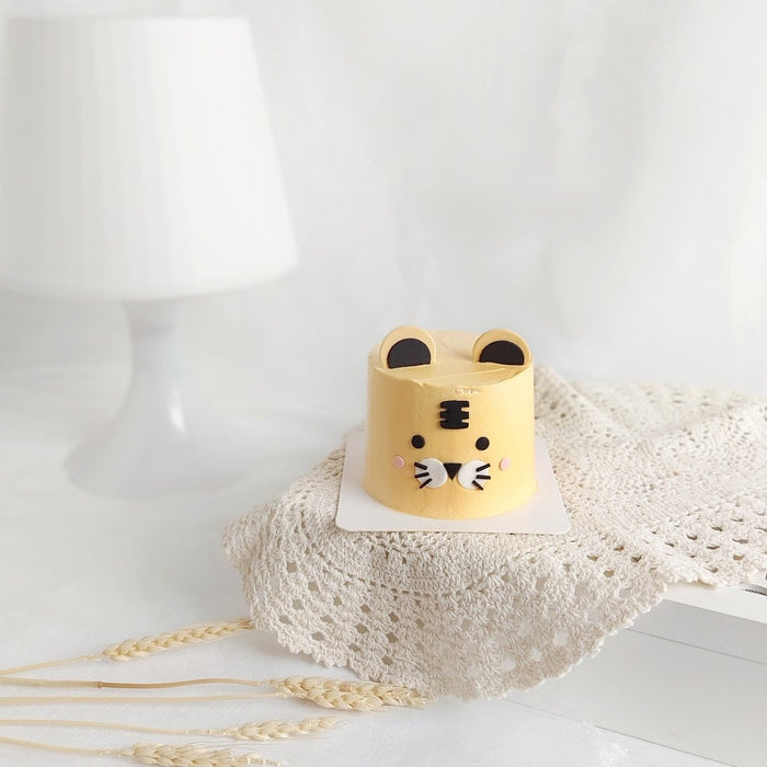 Mini Character Design Cake 3 Inch - Orange Tiger - YippiiGift