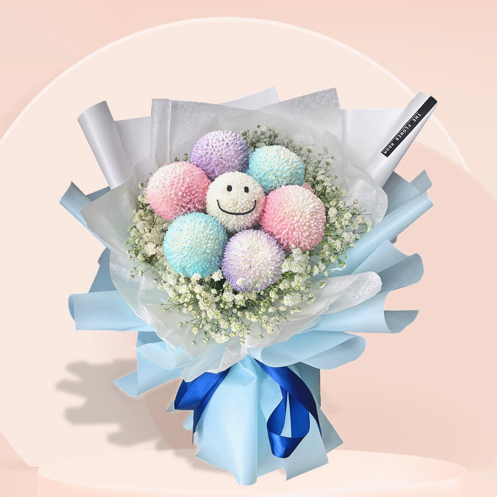 Smiley Ping Pong Fresh Flower Bouquet - YippiiGift