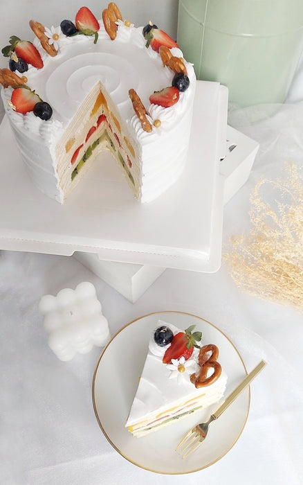 Traffic Light Fresh Fruit Mille Crepe Cake - YippiiGift