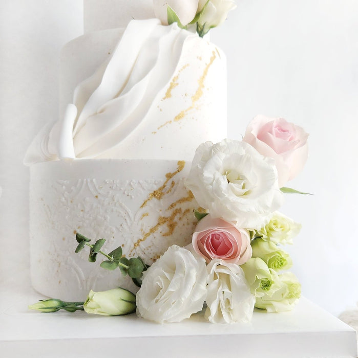 Wedding Cake Set (White 3 Tier) - YippiiGift