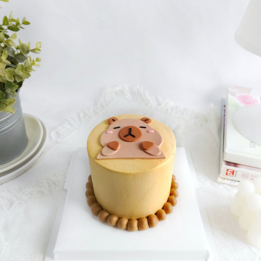 Capybara Cake 2D Fondant 4 Inch - YippiiGift