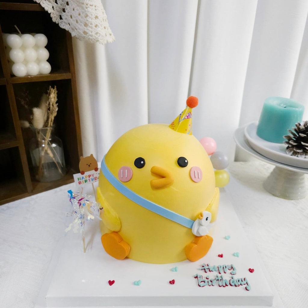 Chick Design Cake 3D 6 Inch - YippiiGift