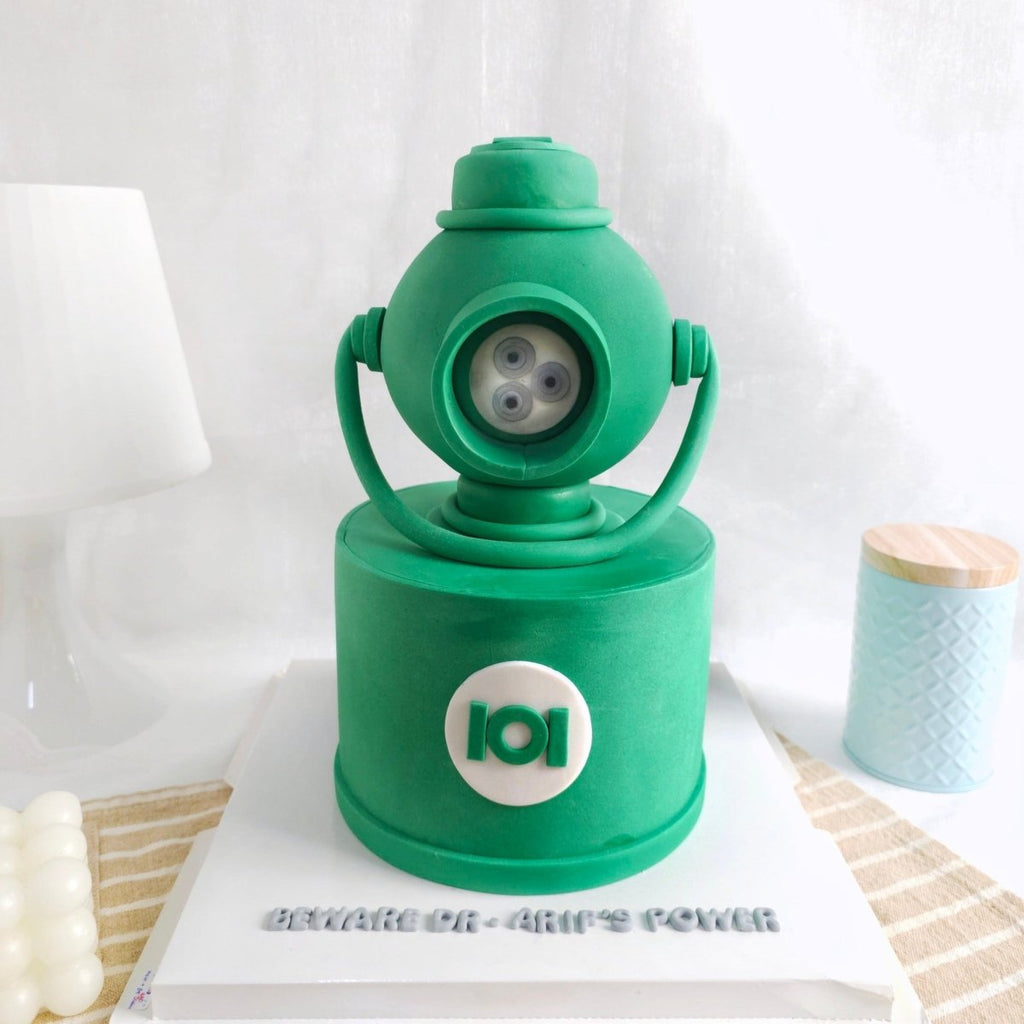 Green Lantern Cake 6 Inch (Full Fondant) - YippiiGift