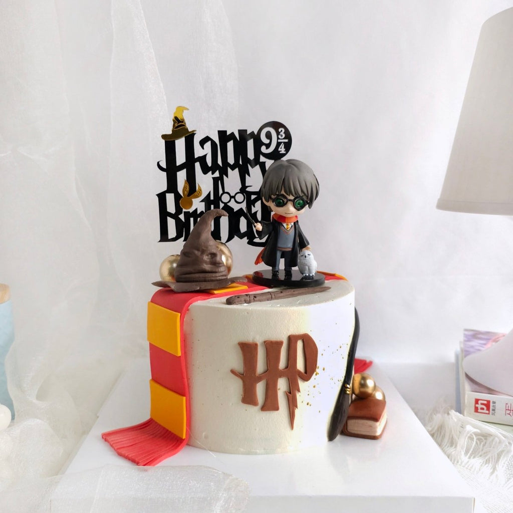 Harry Potter Scarf Cake 6 Inch (with Toy) - YippiiGift