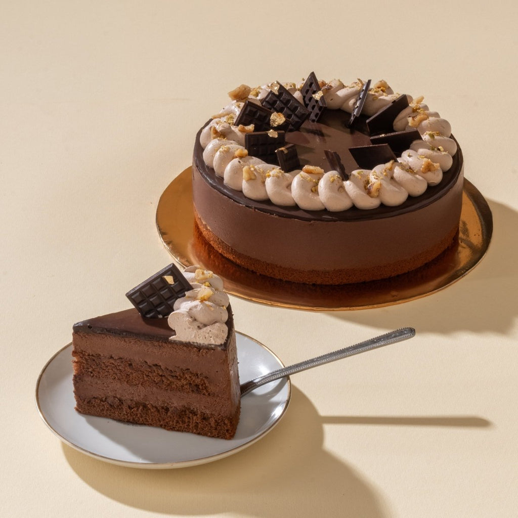 Hazelnut Dark Chocolate Mousse Cake 6 Inch - YippiiGift