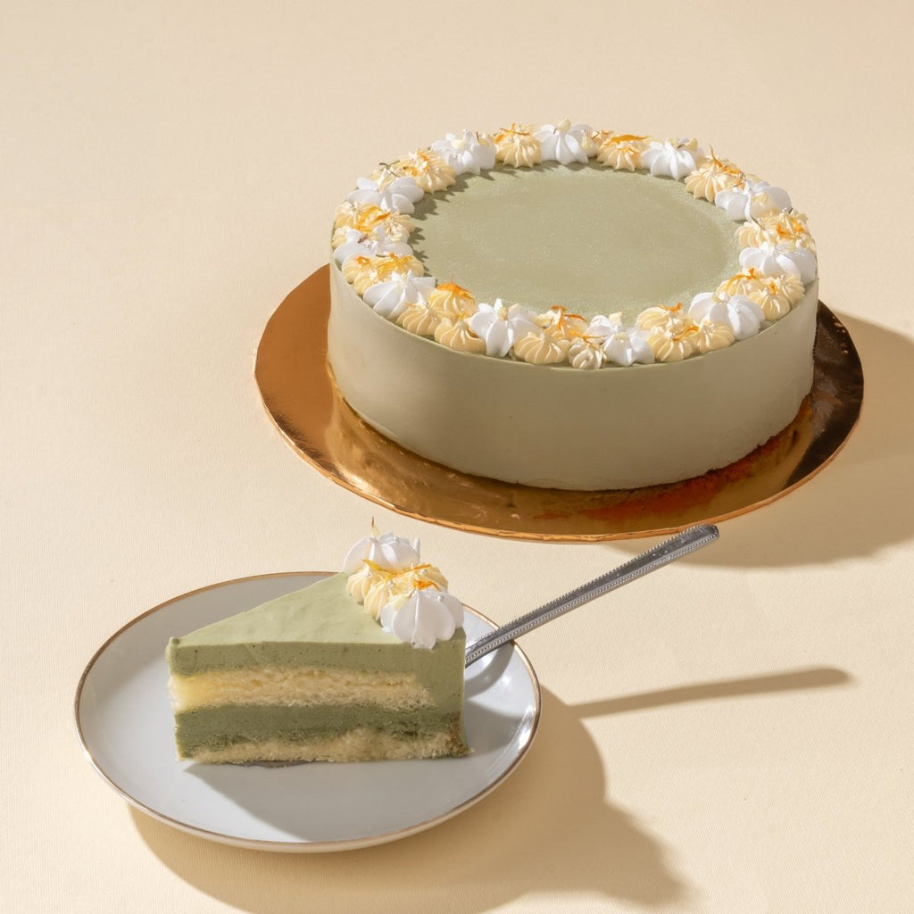 Jasmine Green Milk Tea Mousse Cake 6 Inch - YippiiGift