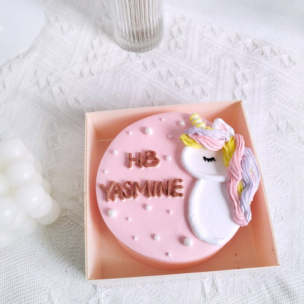 Unicorn Bento Cake 4 inch - YippiiGift