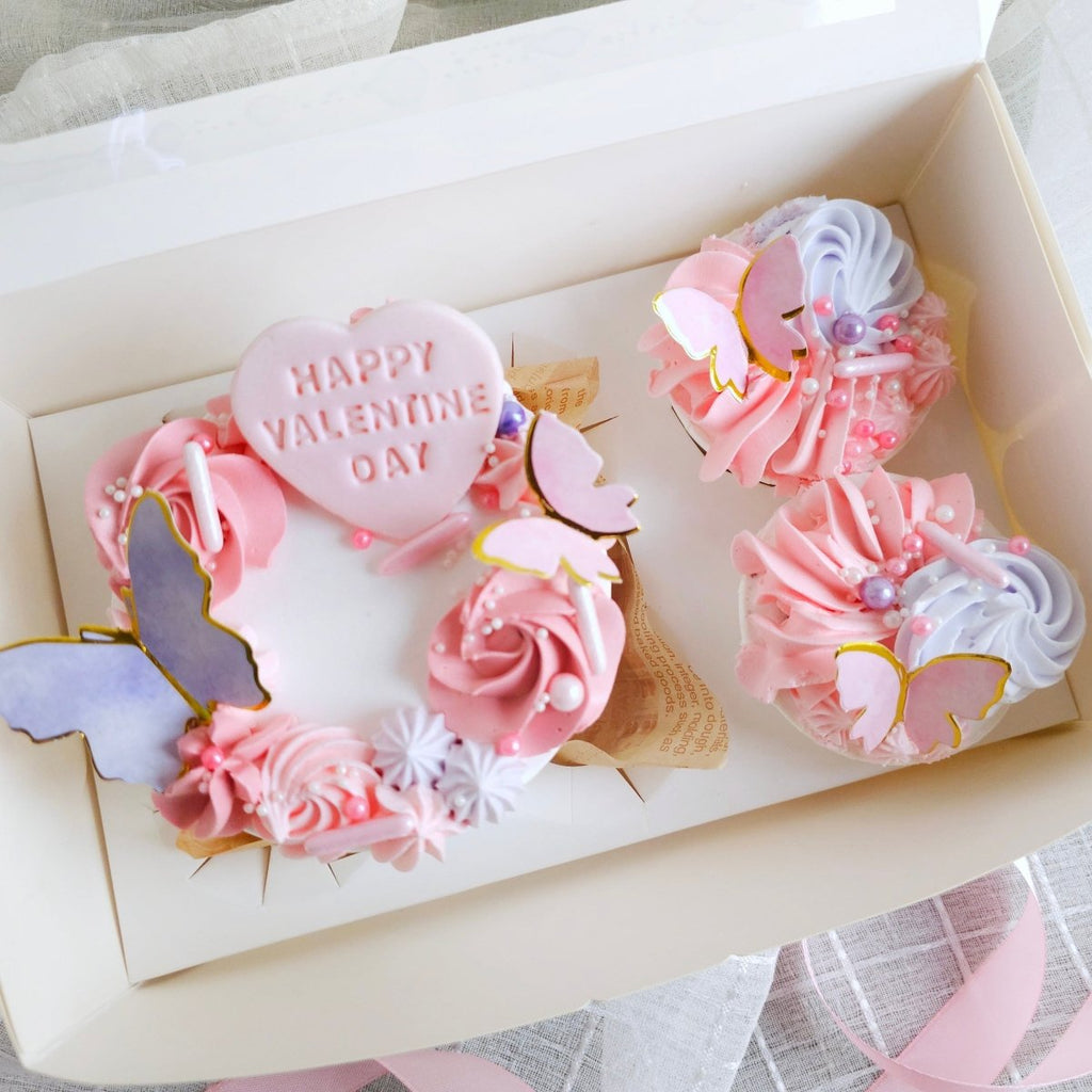 Valentine's Day Combo (Bento Cake + 2 cupcakes) - YippiiGift