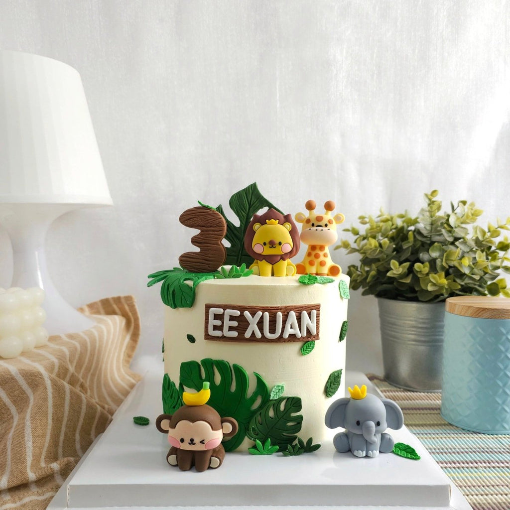 Animal's Party Cake 6 Inch D 5.5 Inch H (With Toys) - YippiiGift