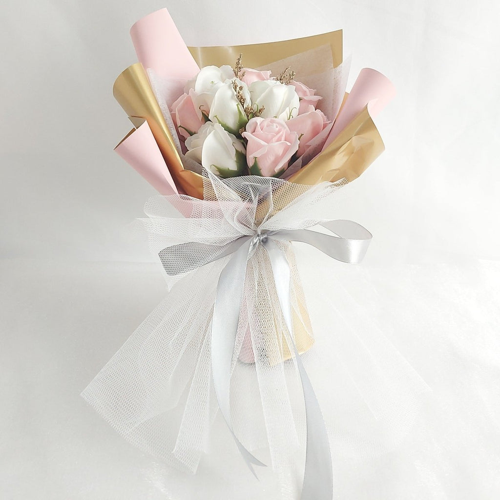 Graceful Pink 9s Soap Flower Bouquet - YippiiGift