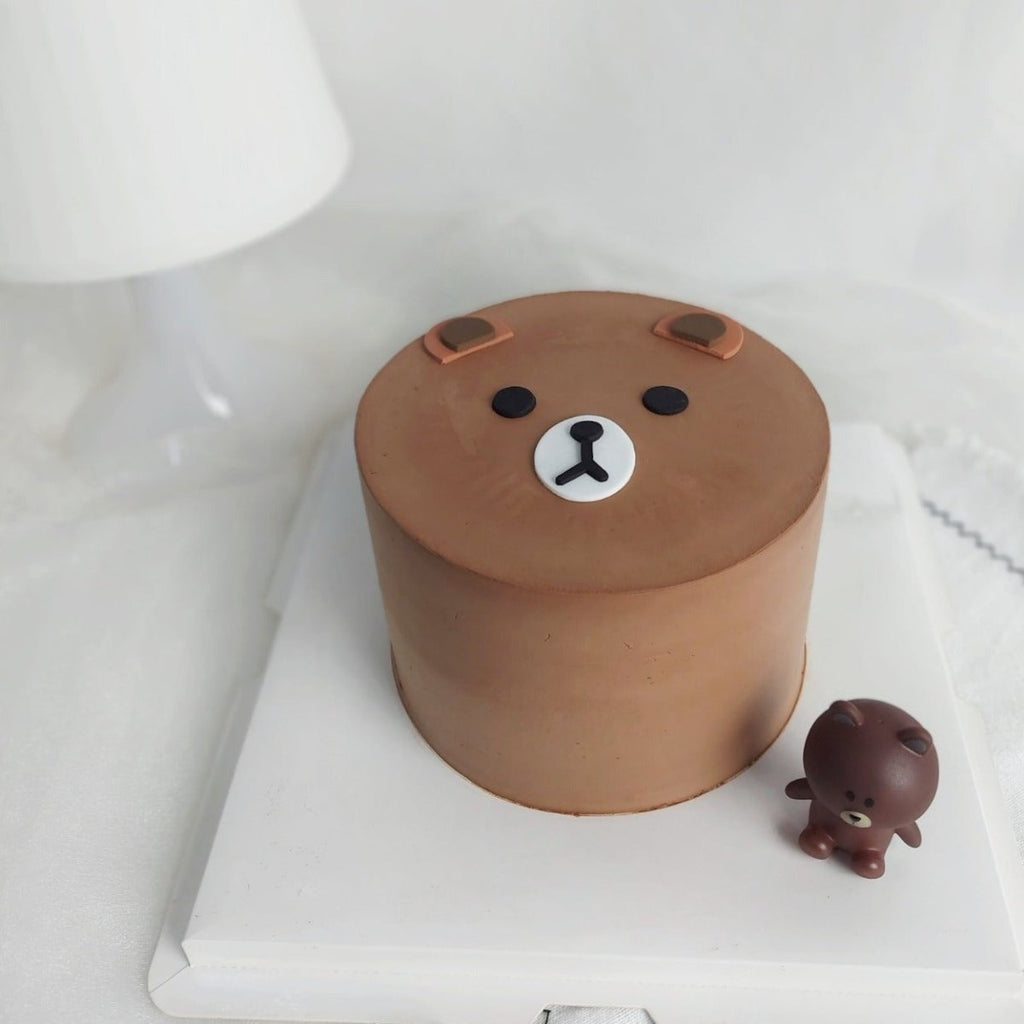 Line Bear Cake 6 inch (Toy) - YippiiGift