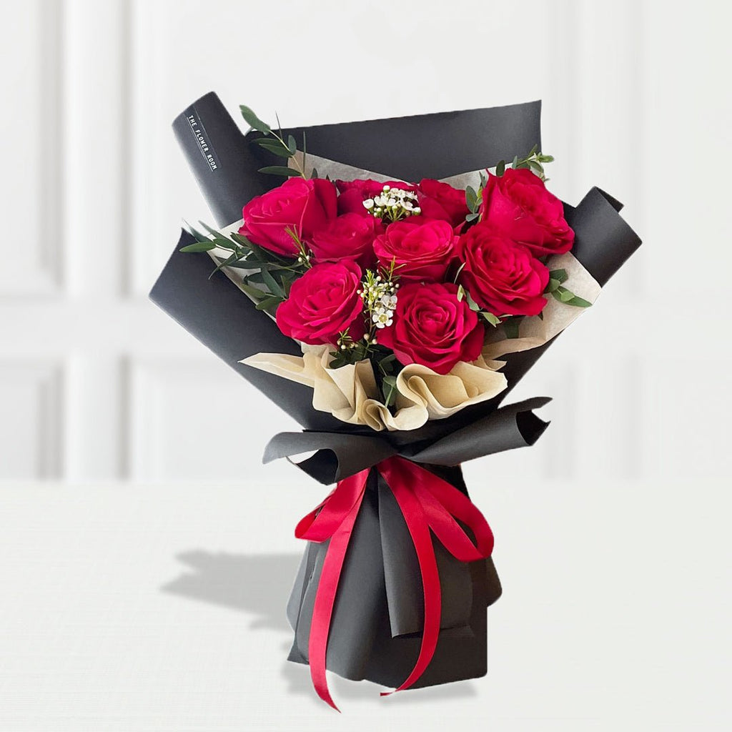 Senorita Red Roses 9s Fresh Flower Bouquet - YippiiGift