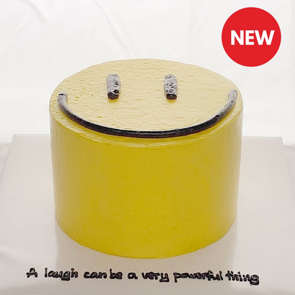 Smiley Cake with Online Delivery - YippiiGift