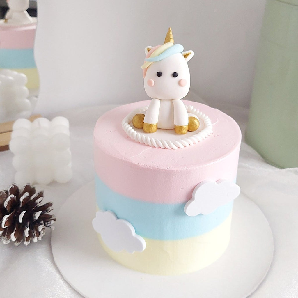 Unicorn Cake 4 Inch (Fondant) - YippiiGift